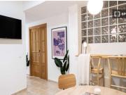 Se alquila habitación en piso compartido de 4...