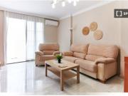 Se alquila habitación en piso compartido de 4...