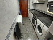 Se alquila habitación en piso compartido de 4... Se alquila habitación en piso compartido de 4...