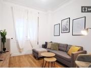 Se alquila habitación en piso compartido de 4...