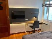 Se alquila habitación en piso compartido de 5...