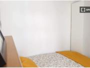 Se alquila habitación en piso compartido de 5...