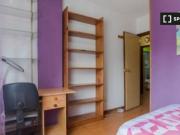 Se alquila habitación en piso compartido de 5...