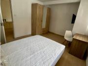 Se alquila habitación en piso compartido de 5...