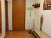 Se alquila habitación en piso compartido de 5...