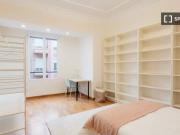 Se alquila habitación en piso compartido de 5...