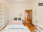 Se alquila habitación en piso compartido de 5...