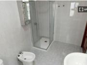 Se alquila habitación en piso compartido de 5...