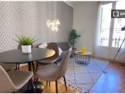 Se alquila habitación en piso compartido de 5...