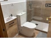 Se alquila habitación en piso compartido de 5...