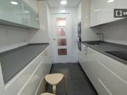 Se alquila habitación en piso compartido de 5...