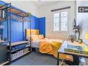 Se alquila habitación en piso compartido de 5...