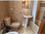 Se alquila habitación en piso compartido de 5...