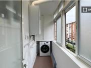 Se alquila habitación en piso compartido de 5...