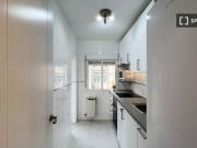 Se alquila habitación en piso compartido de 5...