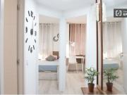 Se alquila habitación en piso compartido de 5...