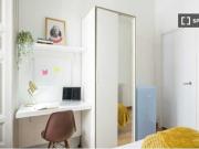 Se alquila habitación en piso compartido de 68...