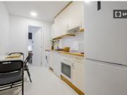 Se alquila habitación en piso compartido de 6...