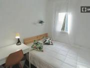Se alquila habitación en piso compartido de 6...
