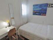 Se alquila habitación en piso compartido de 6...