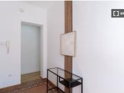 Se alquila habitación en piso compartido de 6...