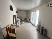 Se alquila habitación en piso compartido de 6...