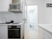 Se alquila habitación en piso compartido de 6...