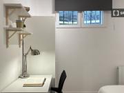 Se alquila habitación en piso compartido de 6...