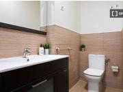 Se alquila habitación en piso compartido de 6...