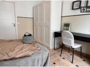 Se alquila habitación en piso compartido de 6...