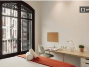 Se alquila habitación en piso compartido de 6...