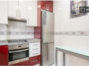 Se alquila habitación en piso compartido de 6...