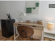 Se alquila habitación en piso compartido de 6...