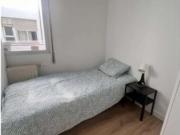 Se alquila habitación en piso compartido de 6...