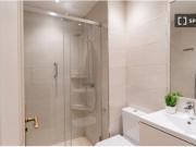 Se alquila habitación en piso compartido de 6...