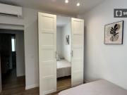 Se alquila habitación en piso compartido de 6... Se alquila habitación en piso compartido de 6...