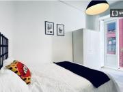 Se alquila habitación en piso compartido de 6...