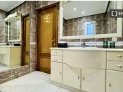 Se alquila habitación en piso compartido de 6...