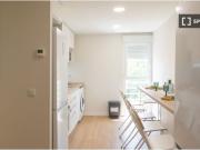 Se alquila habitación en piso compartido de 6...