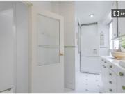 Se alquila habitación en piso compartido de 7...