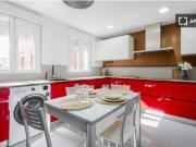 Se alquila habitación en piso compartido de 7...