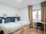 Se alquila habitación en piso compartido de 7...