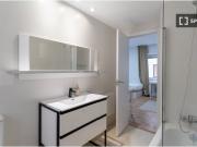 Se alquila habitación en piso compartido de 7...