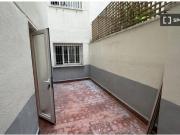 Se alquila habitación en piso compartido de 7...