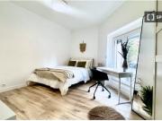 Se alquila habitación en piso compartido de 7...