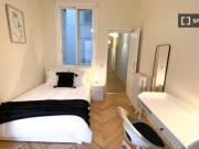 Se alquila habitación en piso compartido de 7...