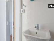 Se alquila habitación en piso compartido de 7...