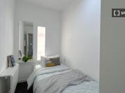 Se alquila habitación en piso compartido de 7... Se alquila habitación en piso compartido de 7...