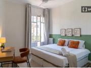 Se alquila habitación en piso compartido de 7...