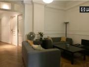 Se alquila habitación en piso compartido de 7...